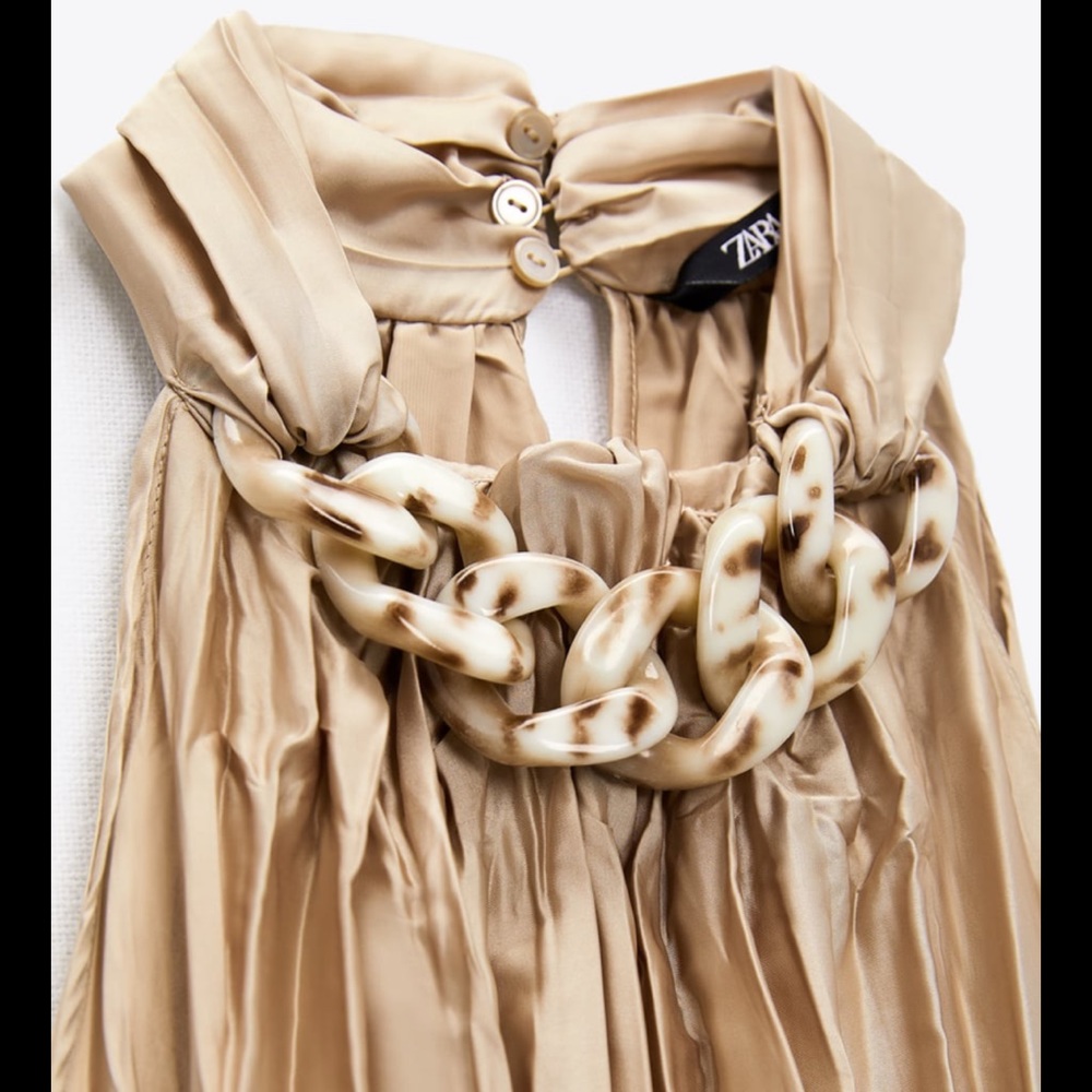 NWT Zara Halter Top Wrinkled Effect With Chain Links - Picture 4 of 10